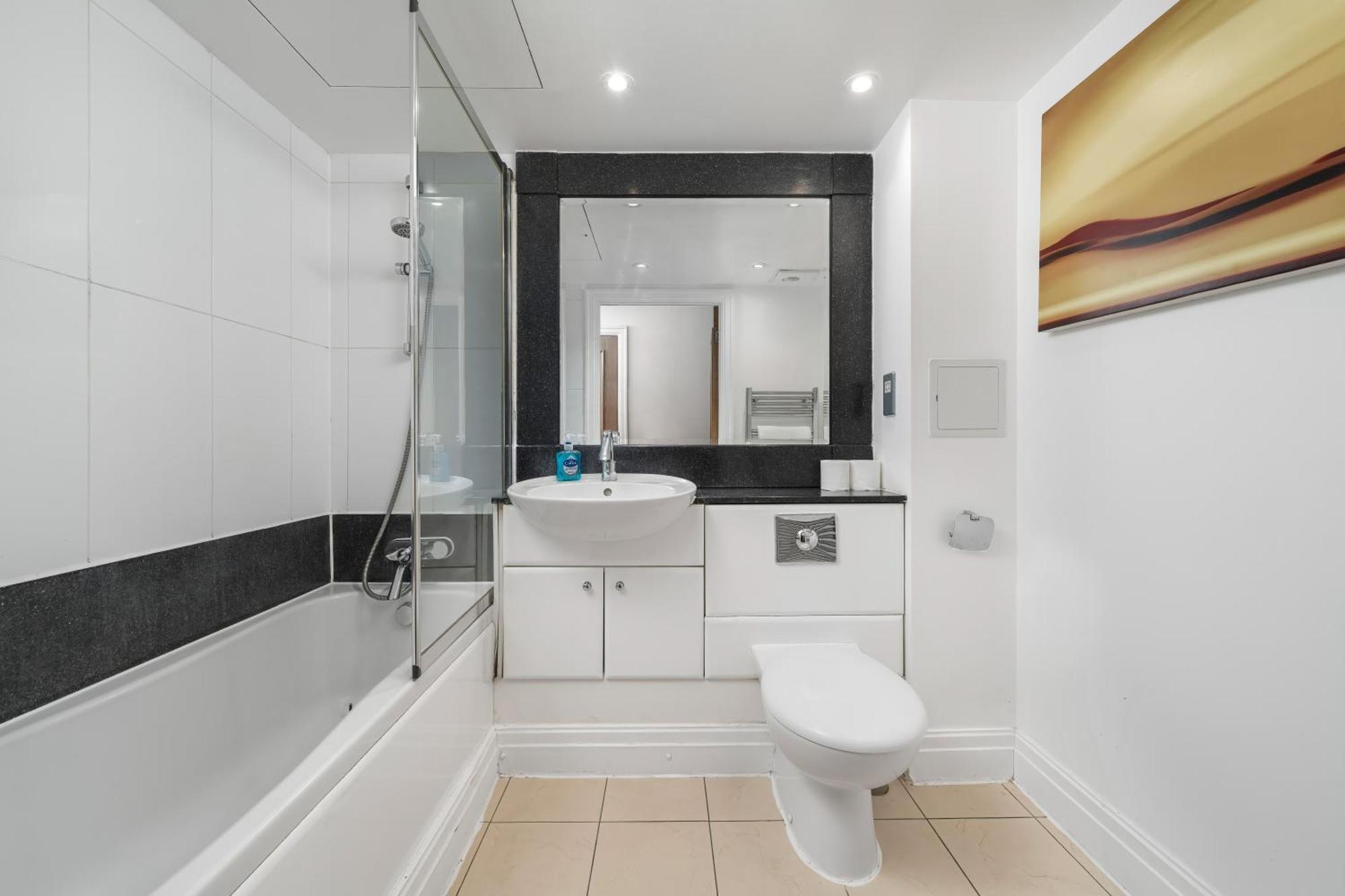 Modern Paddington Station 2 Bedroom Apartment London Exterior photo